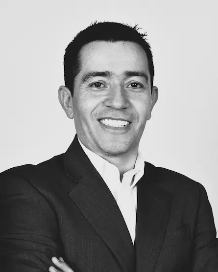 member -Guillermo Sánchez